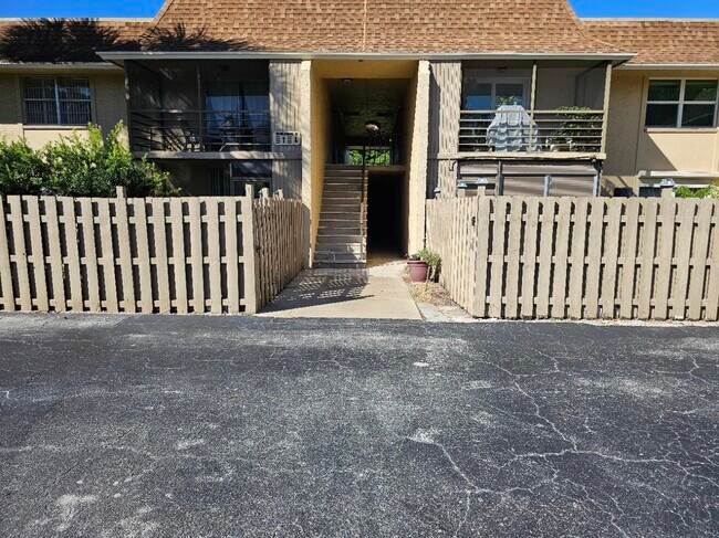 Primary Photo - 1301 NW 12th Ave