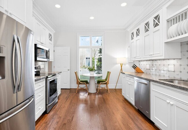 Building Photo - 97 Coopers Farm Rd