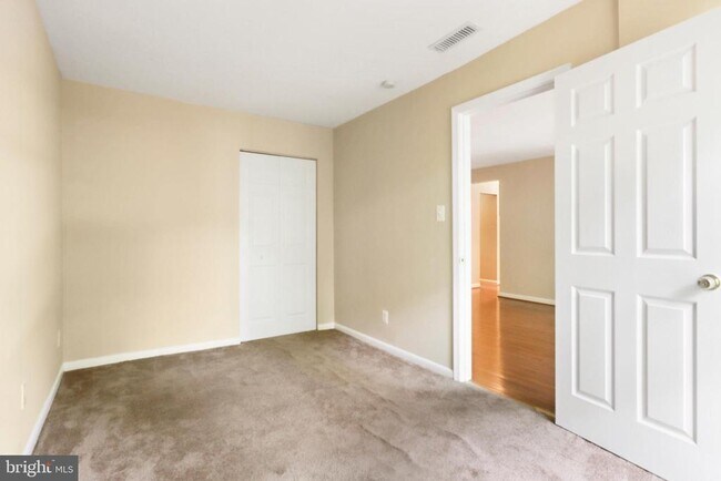 Building Photo - 3308 Woodburn Village Dr