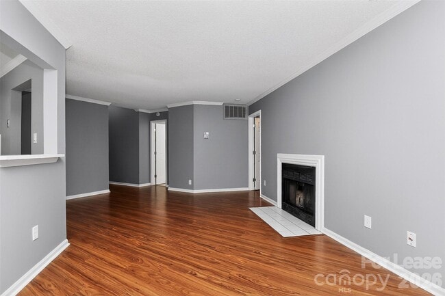 Building Photo - 6510 Clavell Ln