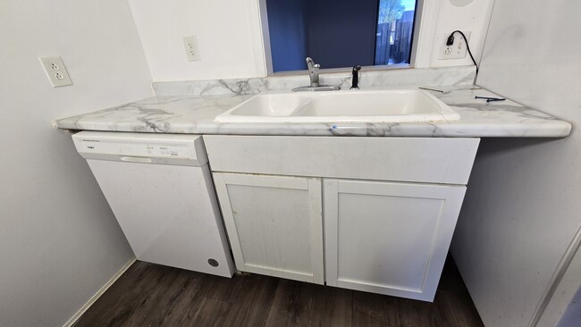 Building Photo - 6575 Santa Cruz Pl