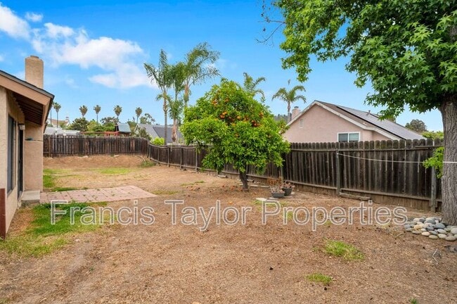 Building Photo - 929 Mulberry Dr