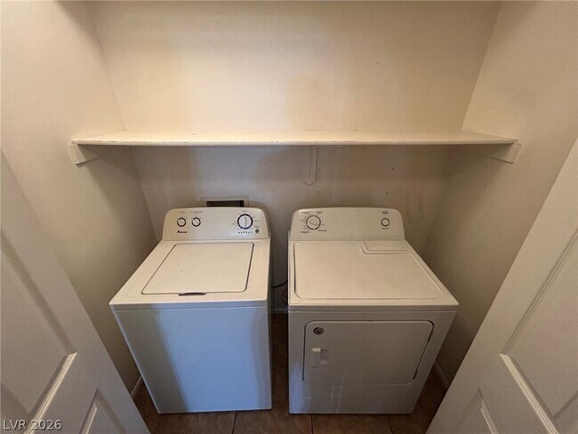 Building Photo - 6558 Diamondhead Creek Ct