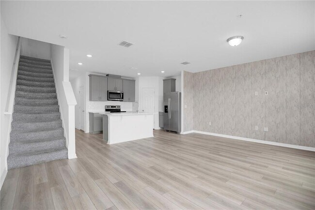 Building Photo - 2026 Crape Jasmine Ln
