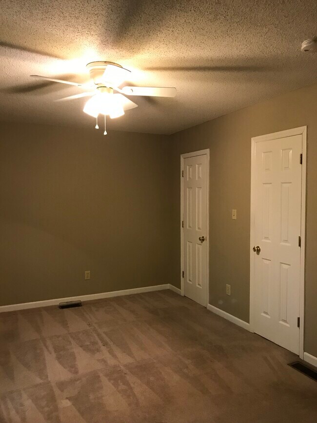 Master Bedroom Large Closets - 2720 Shober Ct