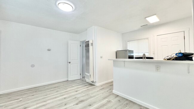 Primary Photo - 536 W 48th St