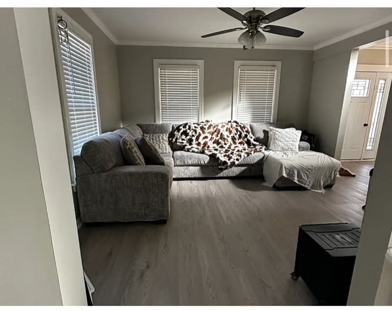 Building Photo - 307 W Lynde St