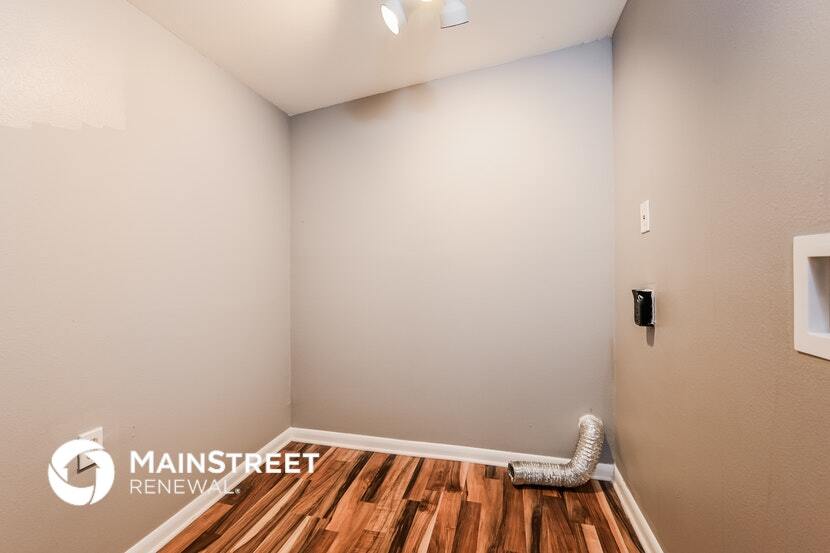 Building Photo - 1320 49th Street N