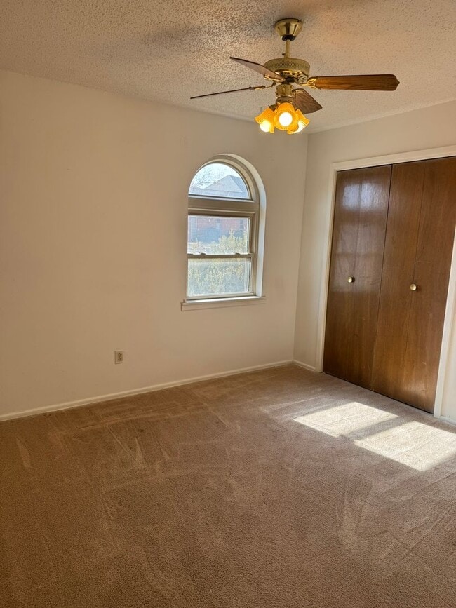 Building Photo - 5030 53rd St