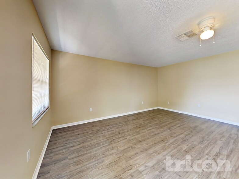 Building Photo - 4348 Black Fox Dr