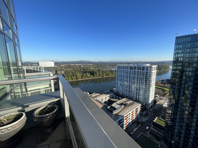 wrap around balcony 1 - 3601 S River Pky