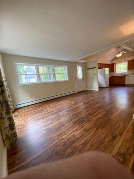 Building Photo - 49 Barnes Rd