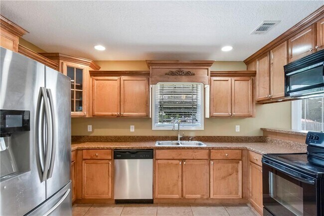 Building Photo - 123 Southwinds Dr