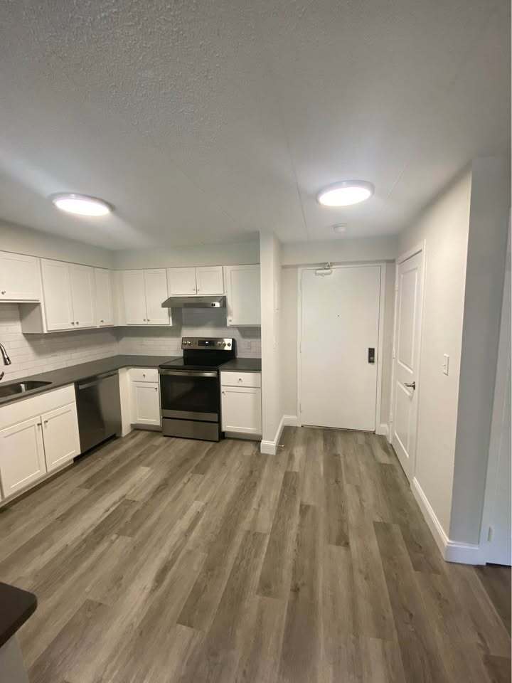 Building Photo - 961 Southern Artery