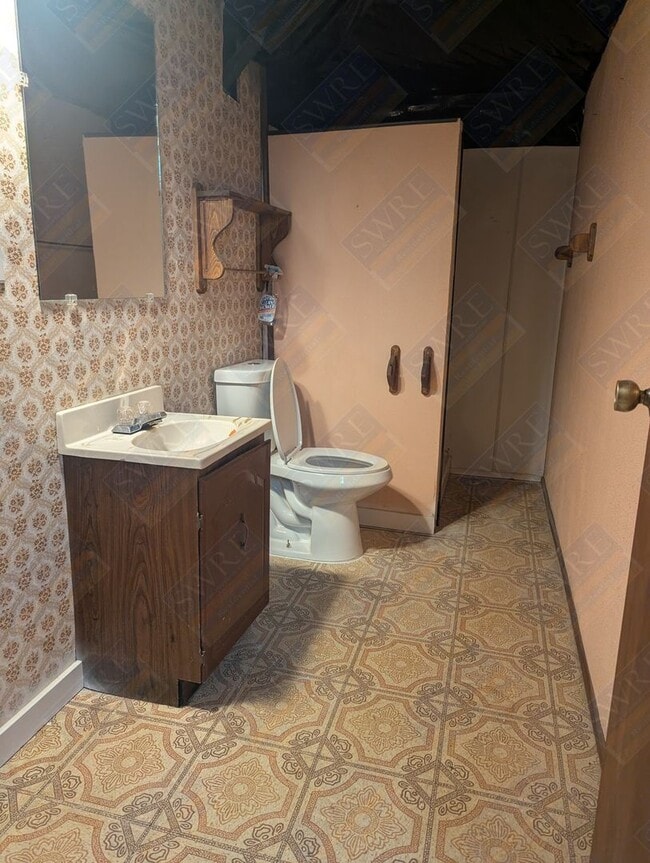 Building Photo - 1020 Bridger Dr