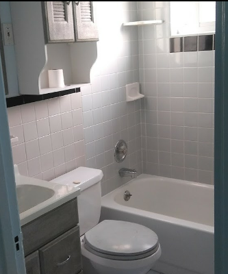 Fresh bathroom - 334 Richfield Rd