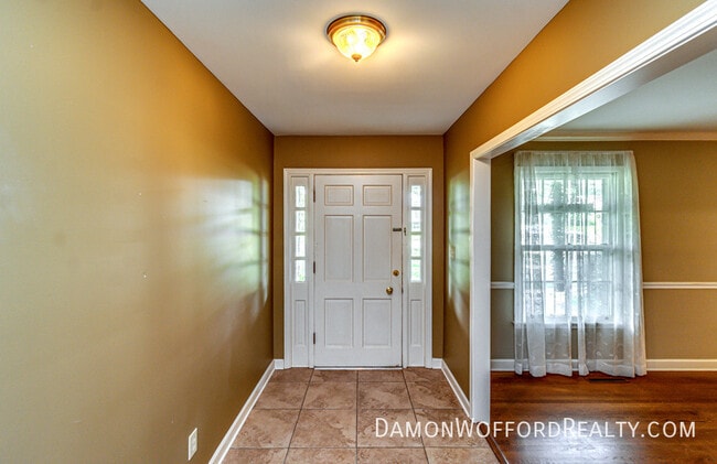 Building Photo - 1431 Brecon Dr