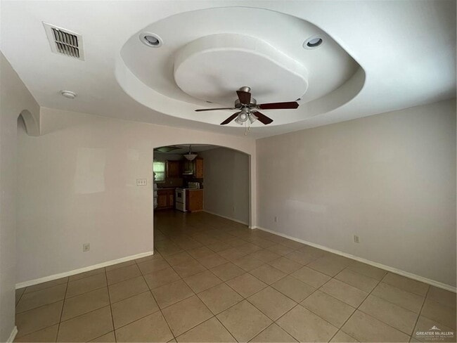 Building Photo - 12 W Emerald Dr