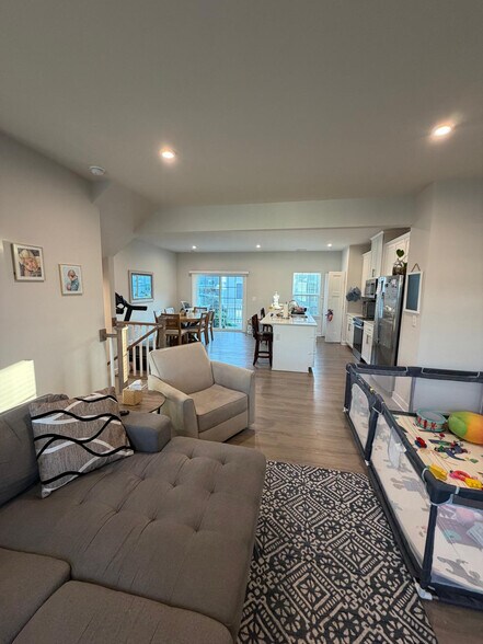Building Photo - Room in Townhome on Cramerton Mills Pkwy