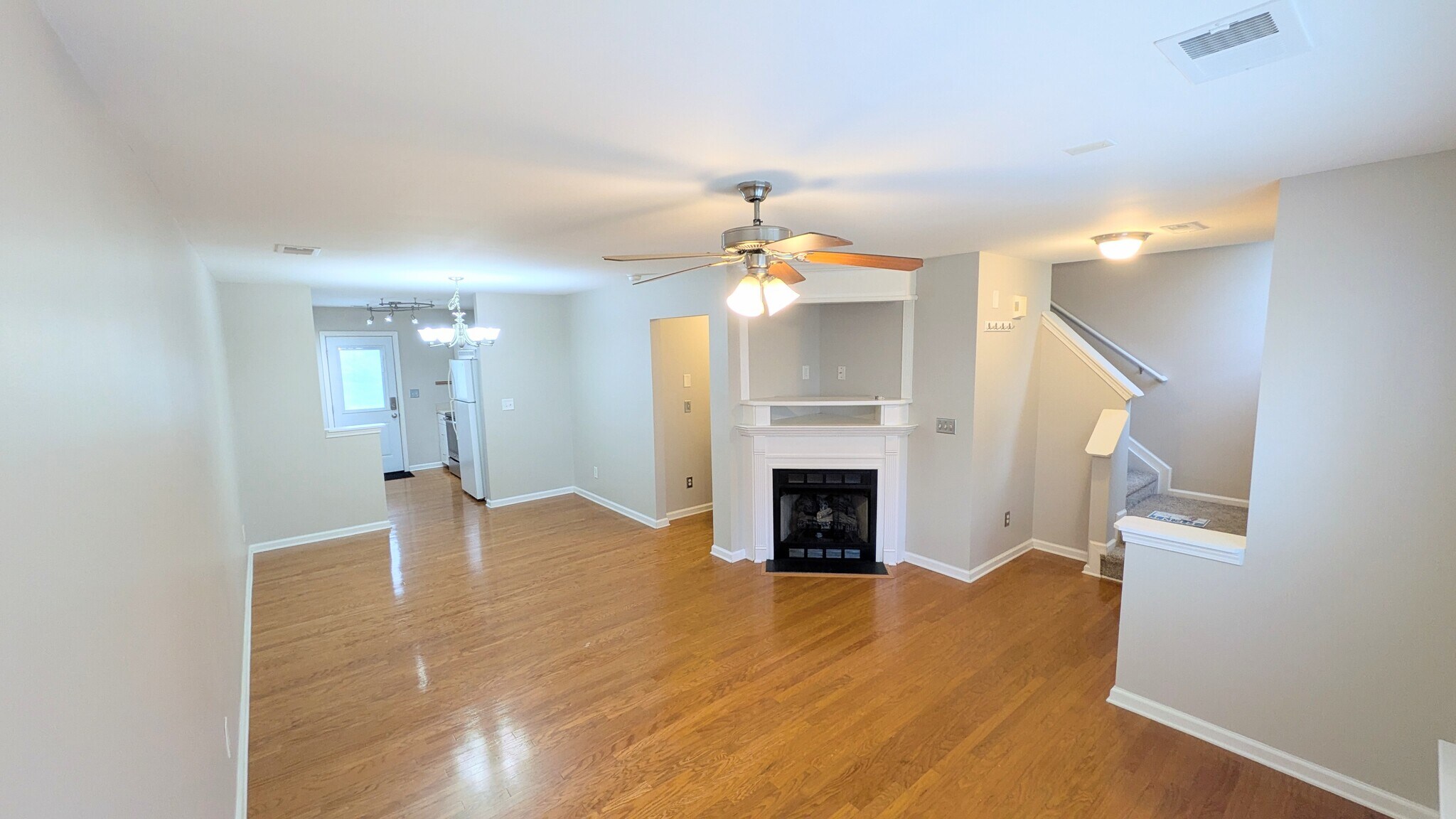 Open floor plan living/dining - 3381 Weston St