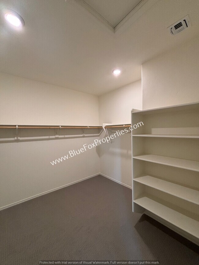 Building Photo - 11380 N GEMINI DR