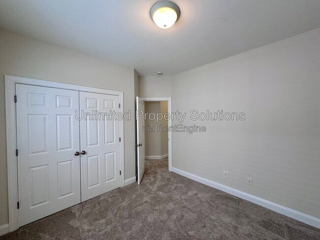 Building Photo - 5009 Whitner Dr