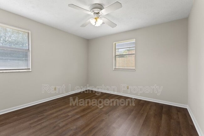 Building Photo - 4029 Victoria Way