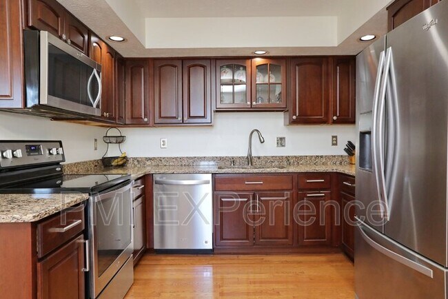 Building Photo - 12740 Wedgedale Ct