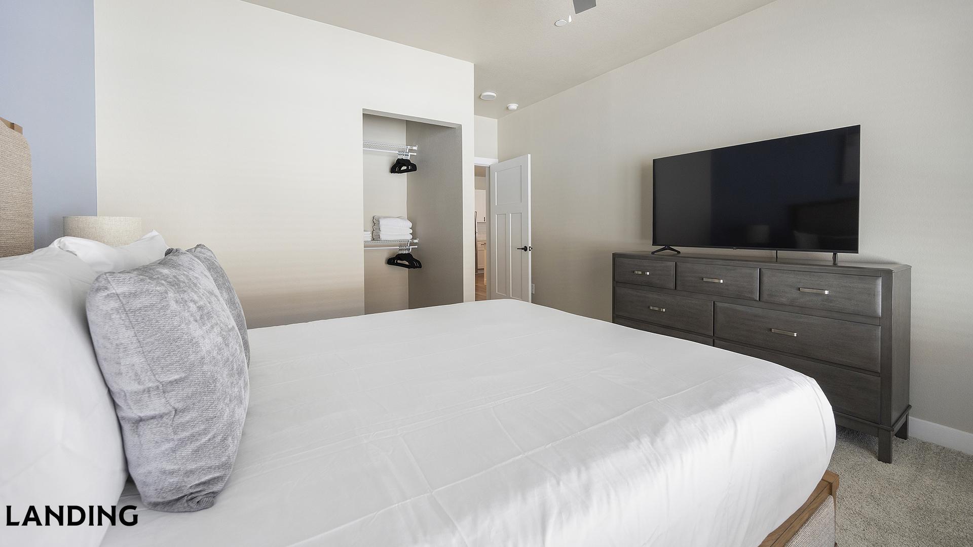 Building Photo - 2445 Estrella Pkwy