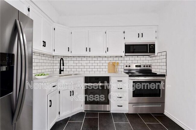 Building Photo - 16364 E 34th St S