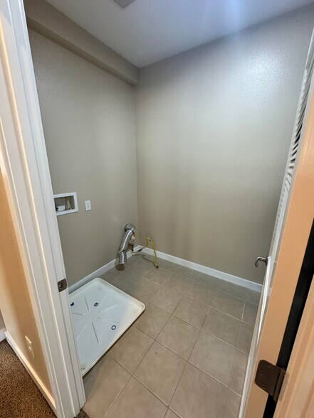 Building Photo - 11406 Citrus Dr