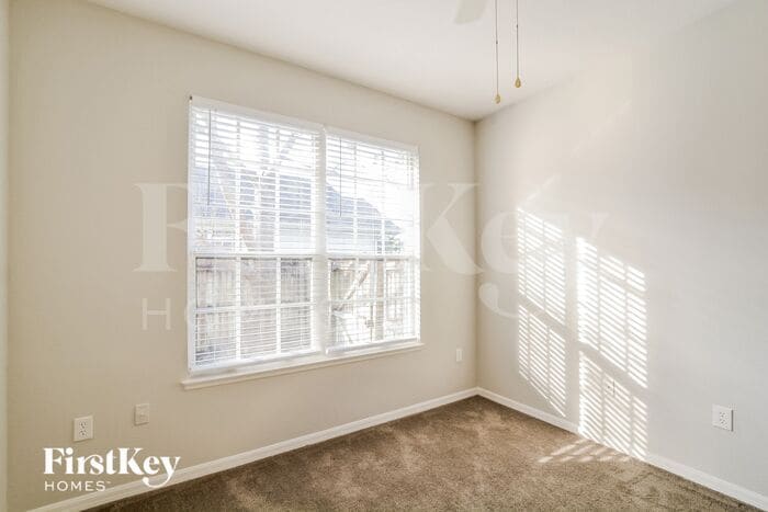 Building Photo - 13856 Magnolia Glen Cir