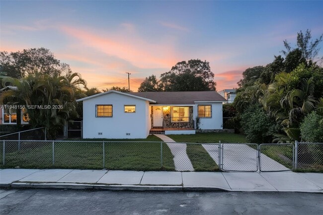 Building Photo - 130 NW 48th St