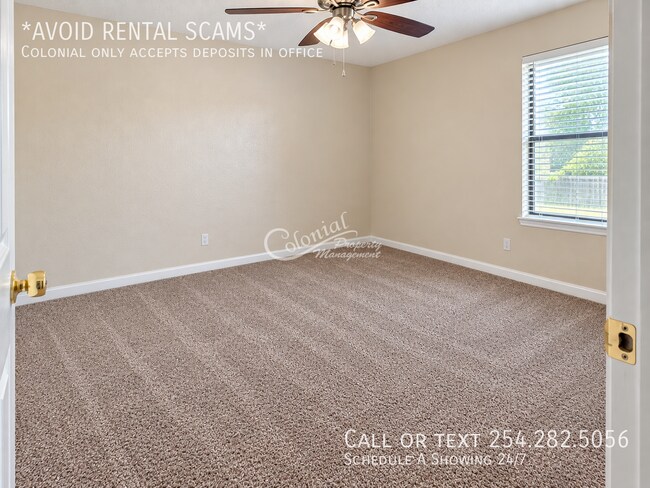 Building Photo - 4209 Flamingo Dr