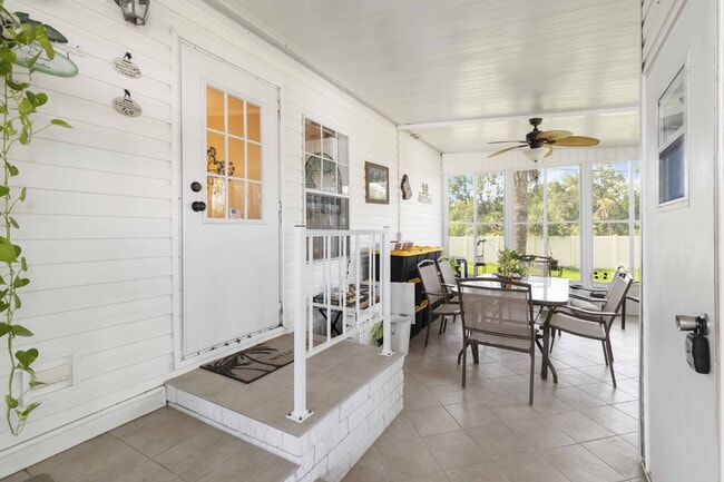 Building Photo - Nokomis Lake Village 3 bed/2bath