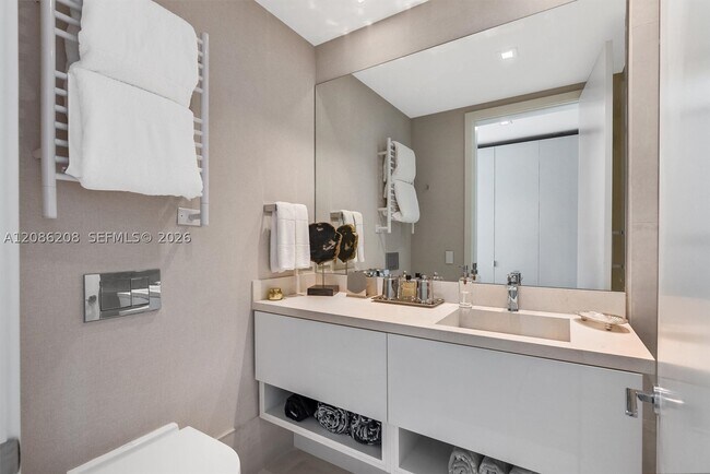 Building Photo - 10203 Collins Ave