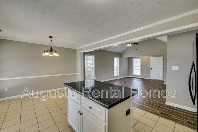 Building Photo - 1054 Grove Landing Ln