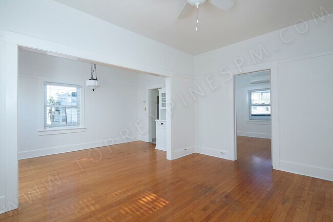 Building Photo - OPEN HOUSE: 11/15 3:30-4:30PM ~ 1 BR with ...