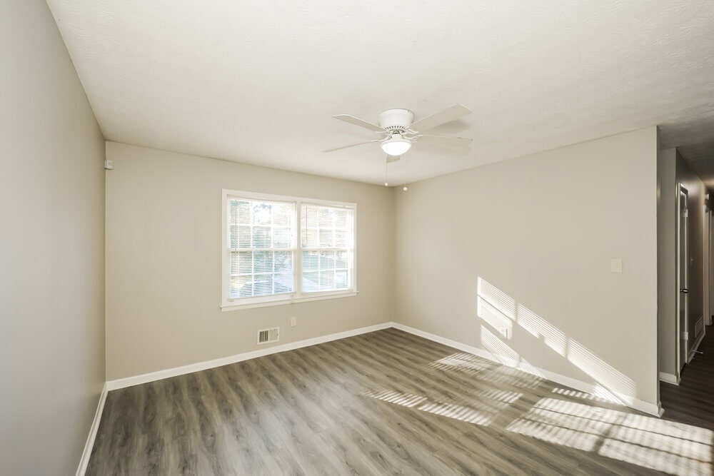 Building Photo - 6868 Maddox Rd