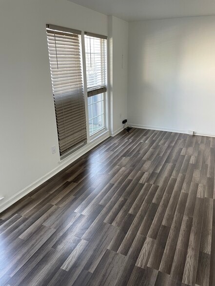 Building Photo - 9336 Fringe Tree Ln