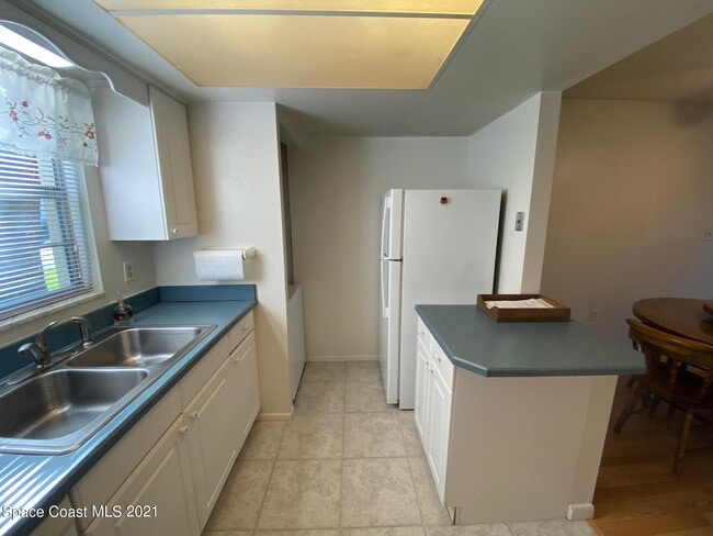 Building Photo - 3135 Shady Dell Ln