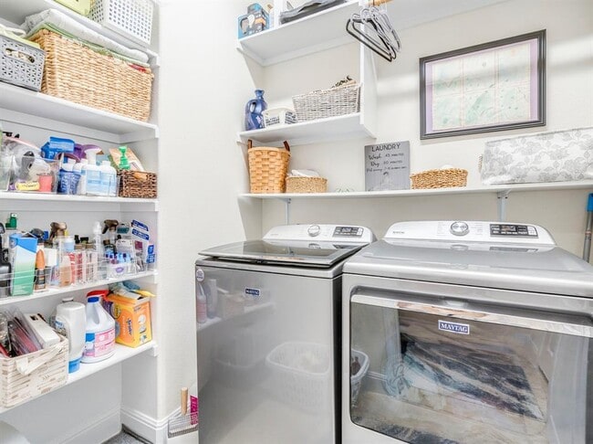 Building Photo - 123 Millsaps Ct