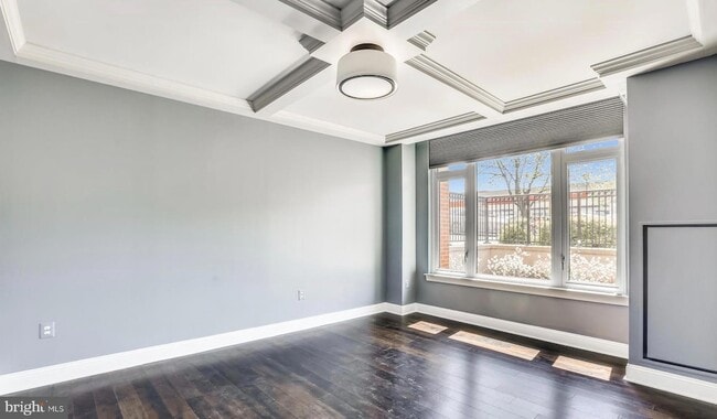 Building Photo - 4915 Hampden Ln