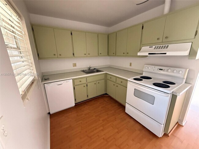 Building Photo - 7747 SW 86th St