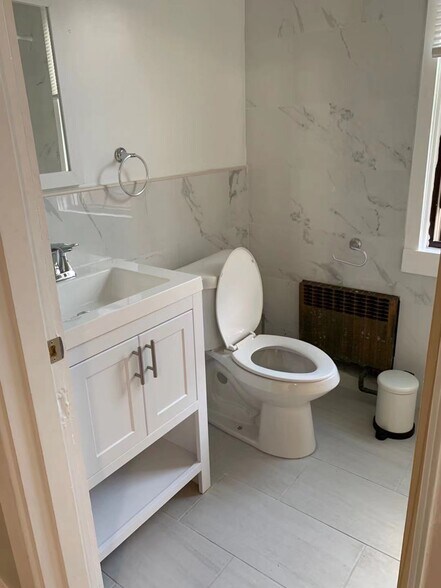 Building Photo - 2019 Wightman St