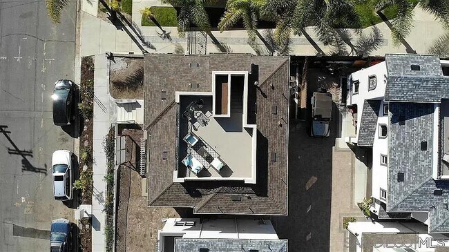 Building Photo - 5051 Savannah St