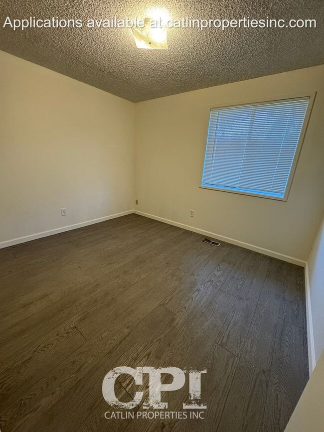 Building Photo - 410 Brierwood Ct SE