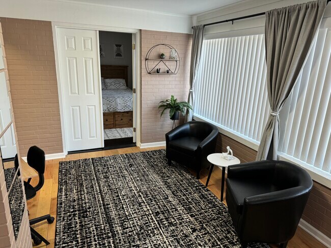 Building Photo - 22660 Lorain Rd