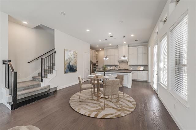 Building Photo - 8075 Sunflower Ln