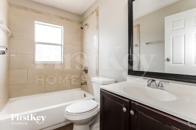 Building Photo - 3601 N Whittier St